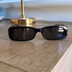 BALENCIAGA Sunglasses
